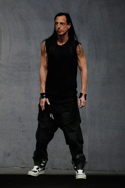Look 37